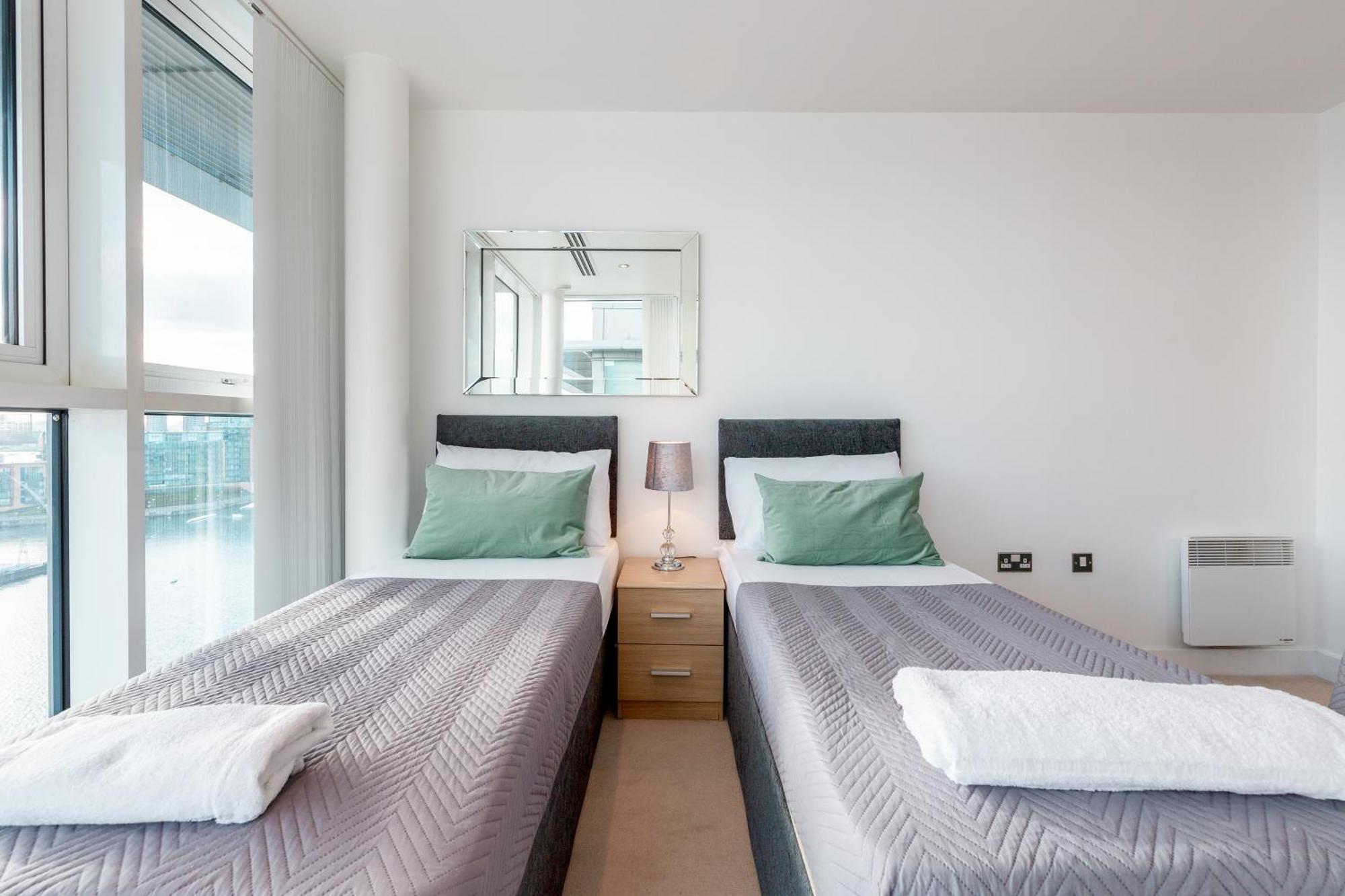 Excel Dock Apartments London Exterior photo