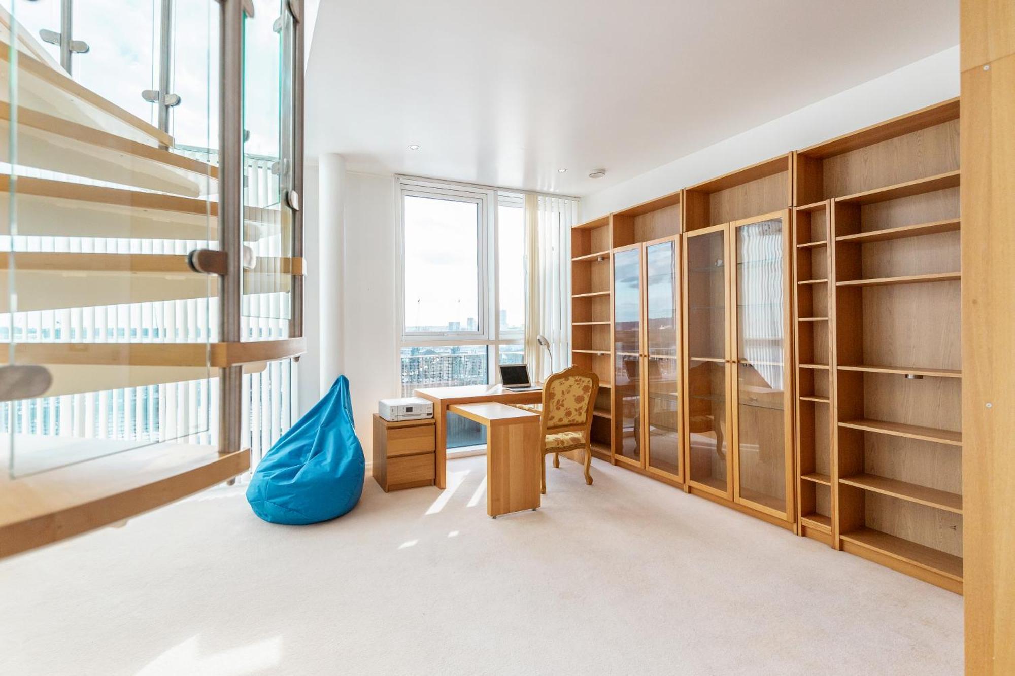 Excel Dock Apartments London Exterior photo