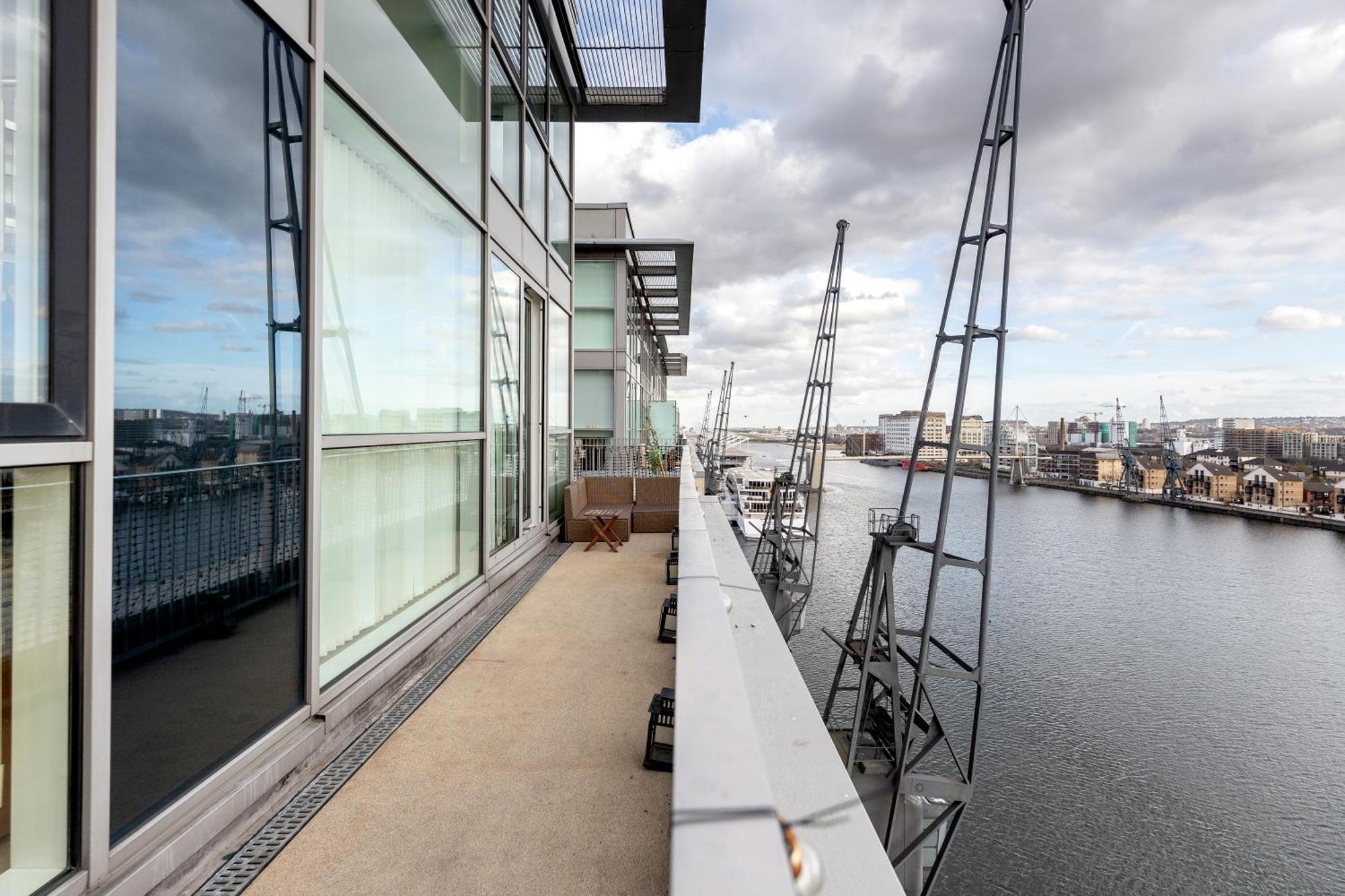 Excel Dock Apartments London Exterior photo